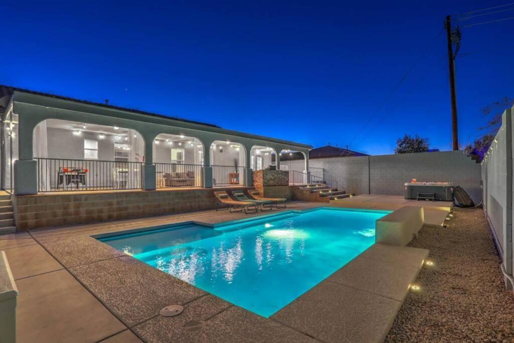 Cozy Desert Retreat - Pool, Spa, Views Henderson Εξωτερικό φωτογραφία