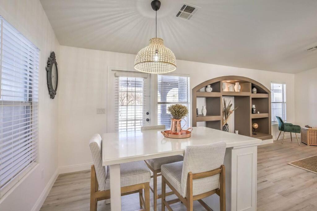 Cozy Desert Retreat - Pool, Spa, Views Henderson Εξωτερικό φωτογραφία